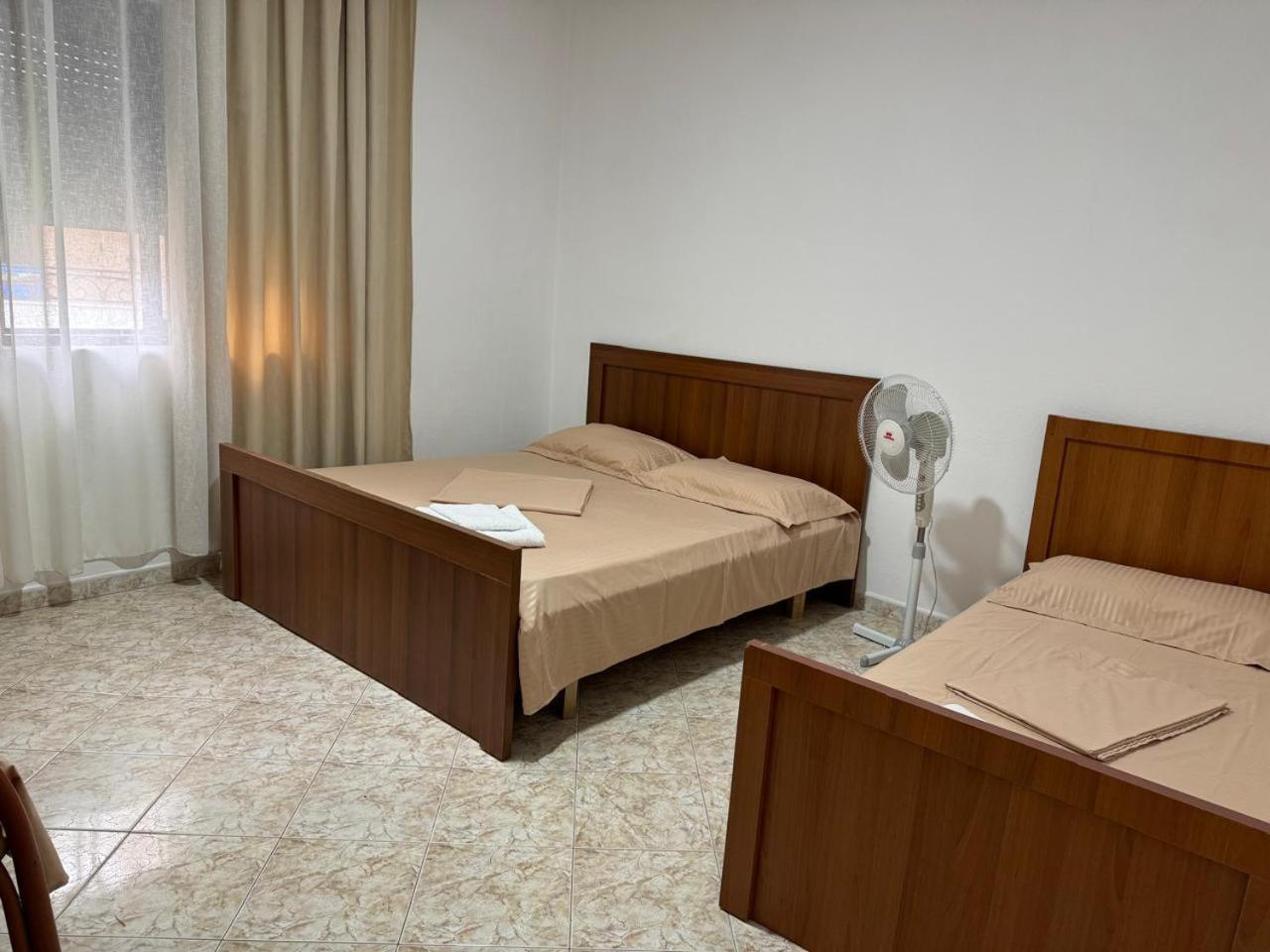 Melas Villa Durrës Exteriér fotografie