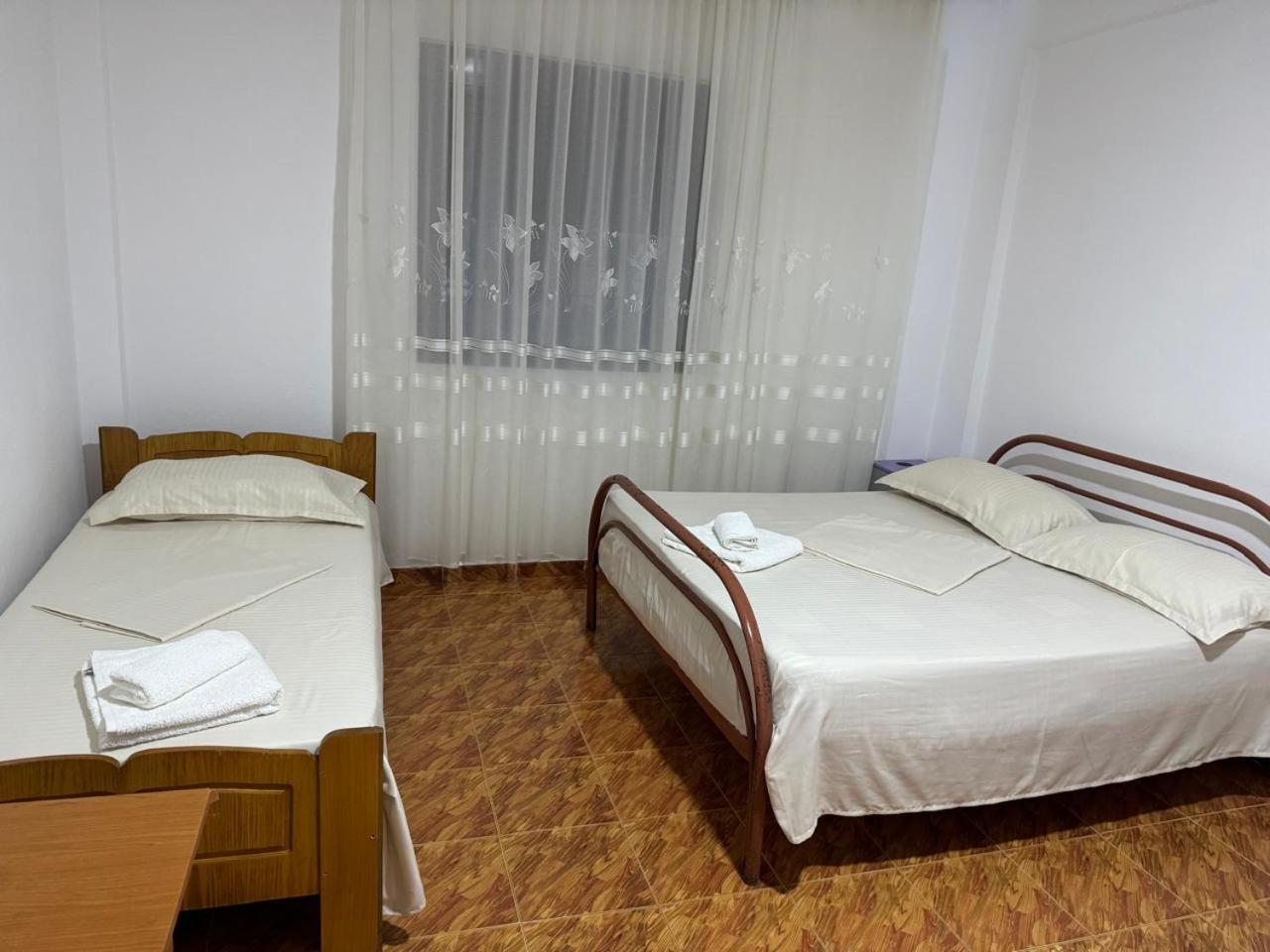 Melas Villa Durrës Exteriér fotografie